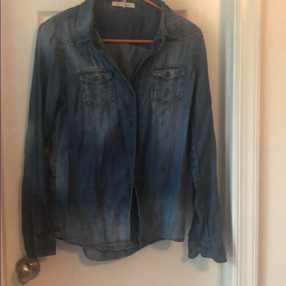 Chambray snap up!